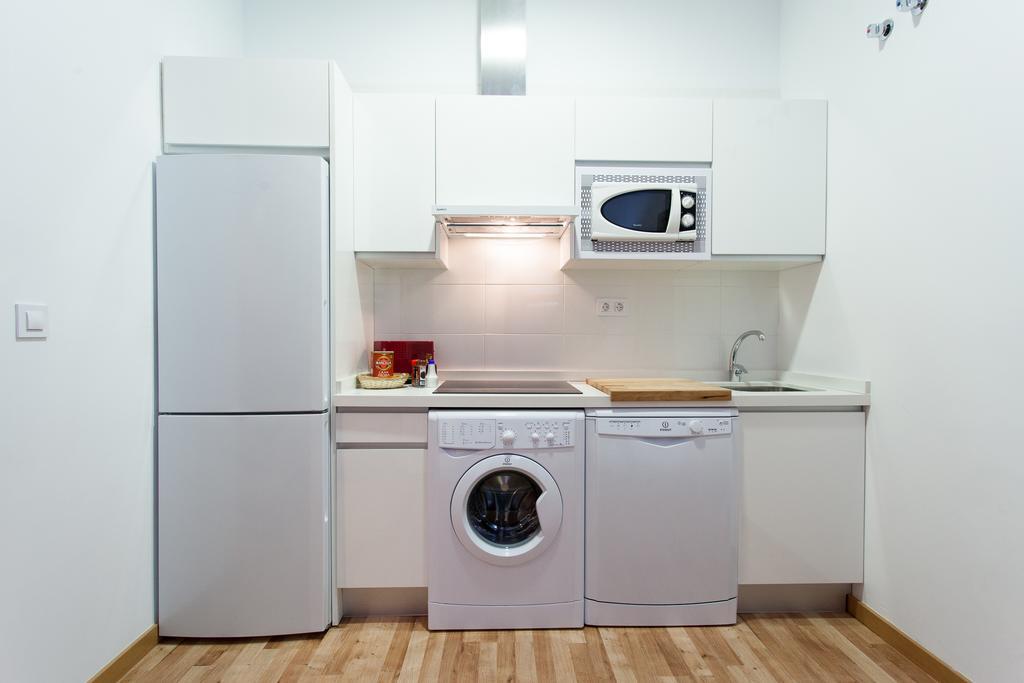 Apartamentos Diaber Larana Séville Chambre photo